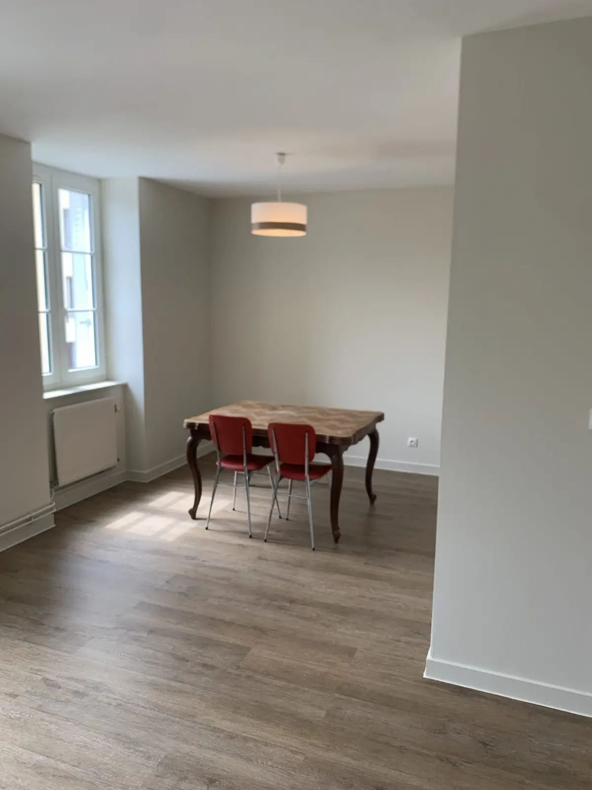 Le salon une fois rénové De Chantier de rénovation à tarare